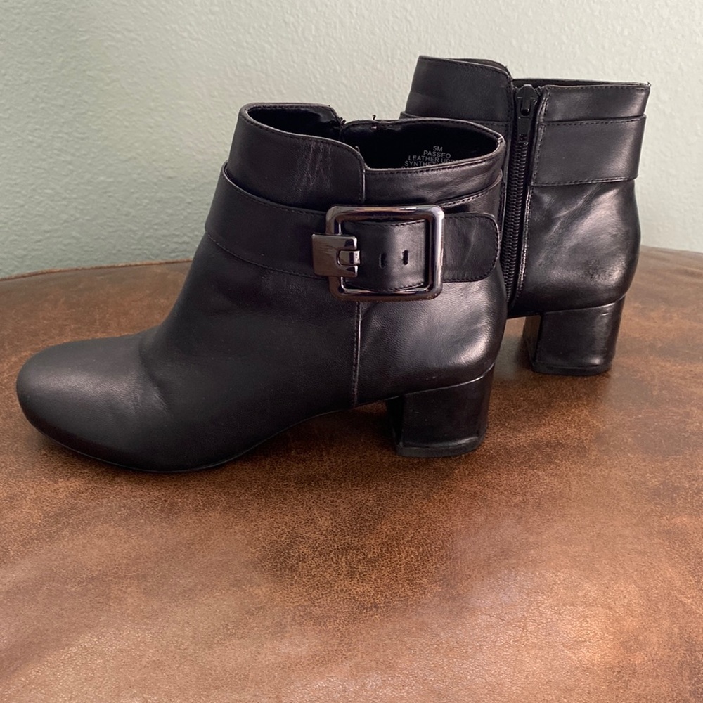 Black Nine West ankle boots